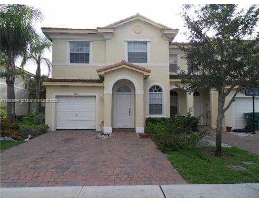 2584 SW 84th Ter #101