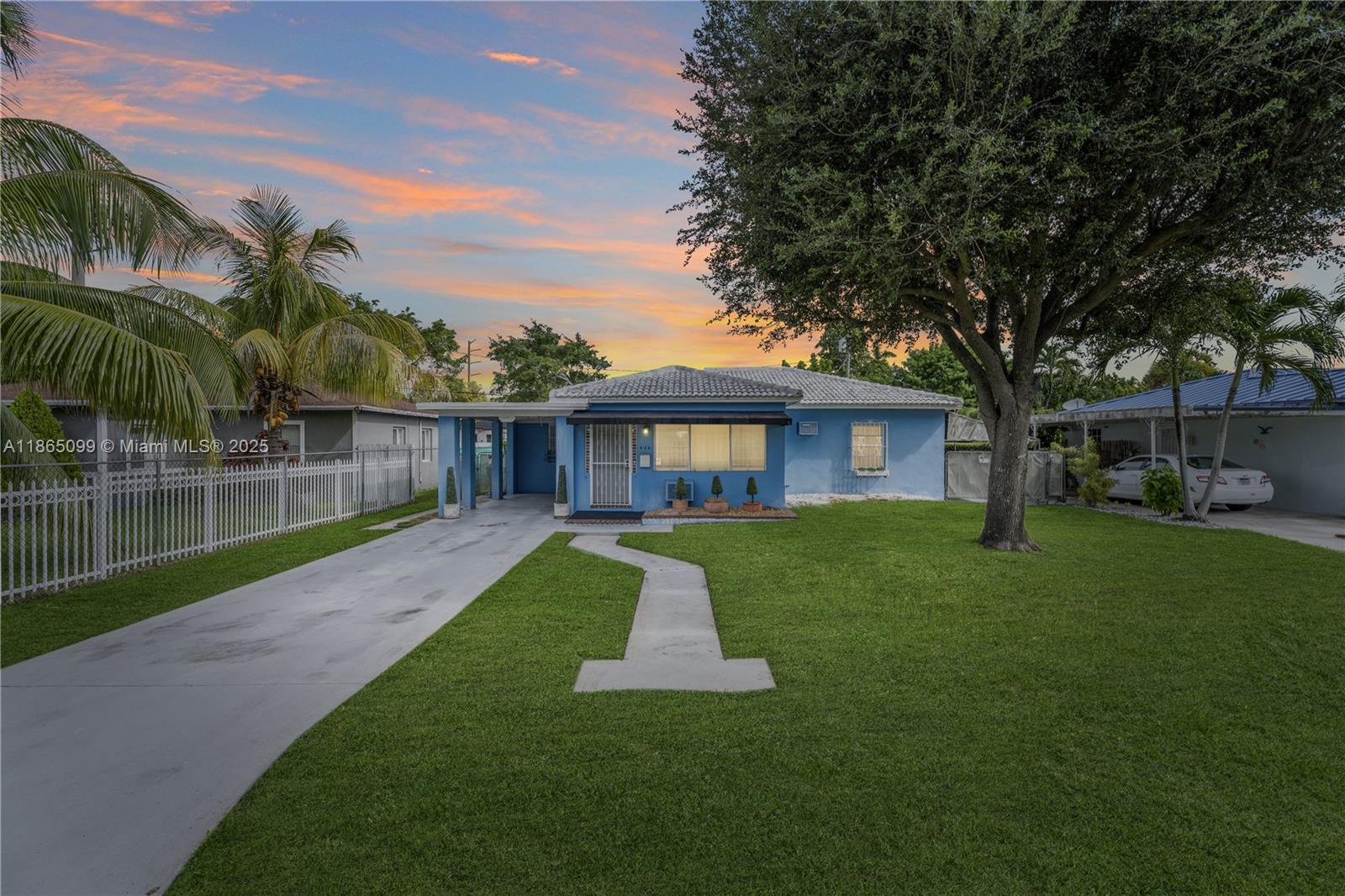 435 NW 100th Ter