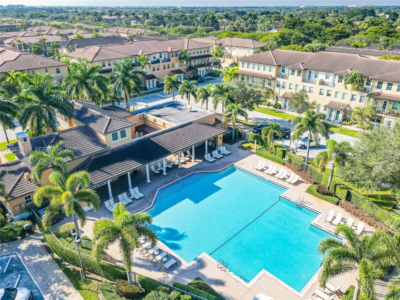 14749 SW 9th St #3110 Pembroke Pines, FL 33027