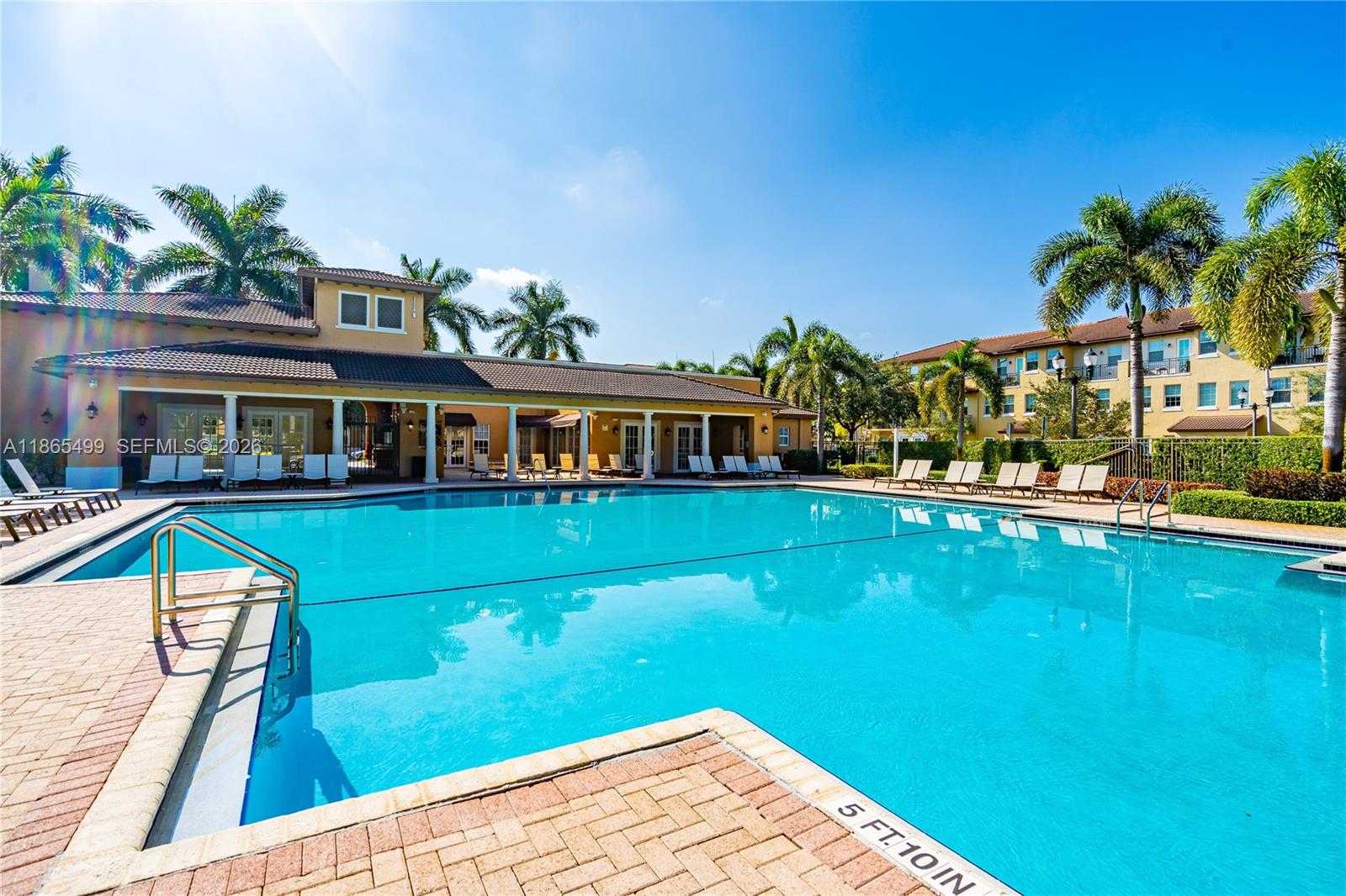 14749 SW 9th St #3110 Pembroke Pines, FL 33027