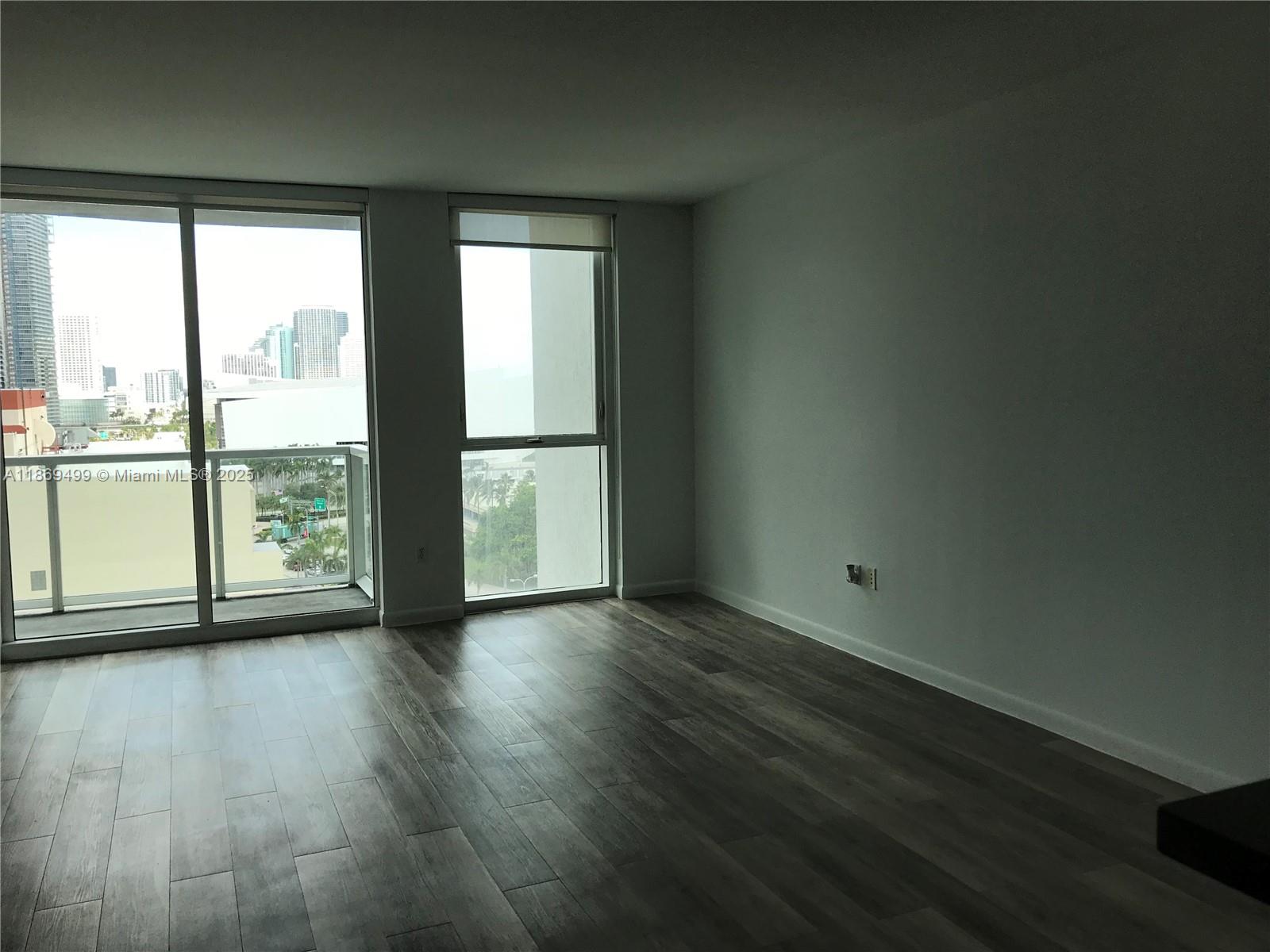 244 Biscayne Blvd #1104