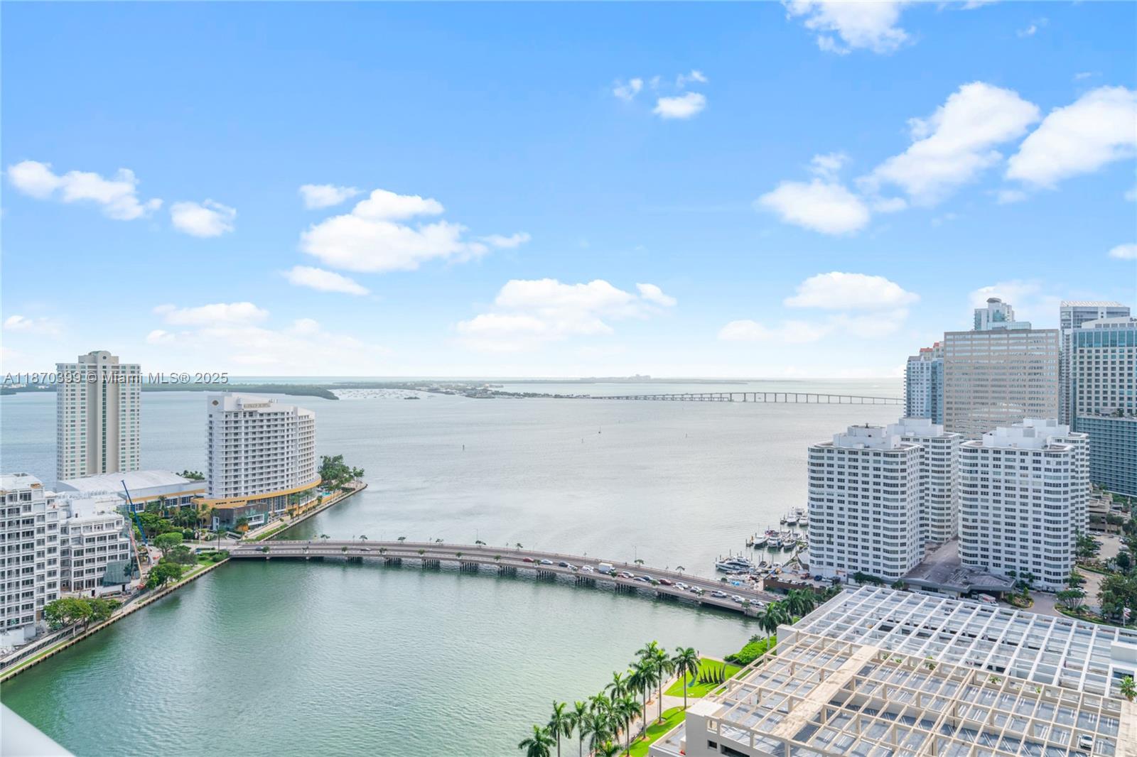495 Brickell Ave #2709
