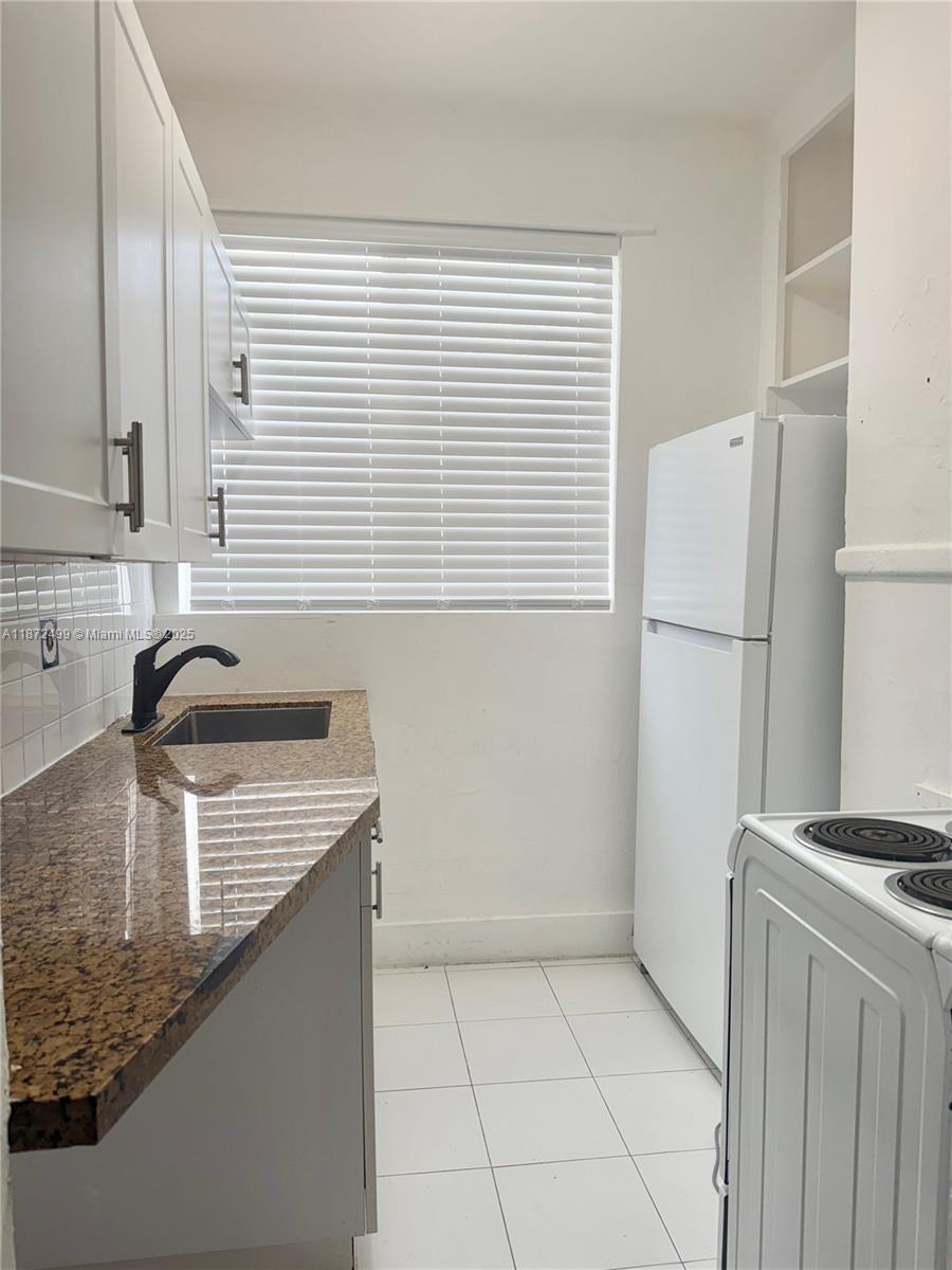 3433 Garden Ave #6 Miami Beach, FL 33140