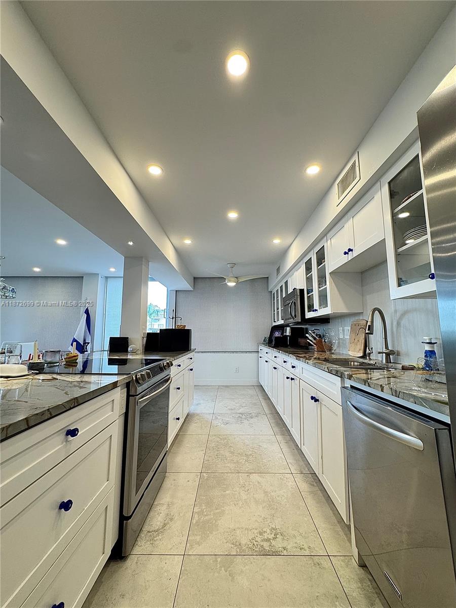 3589 S Ocean Blvd #306