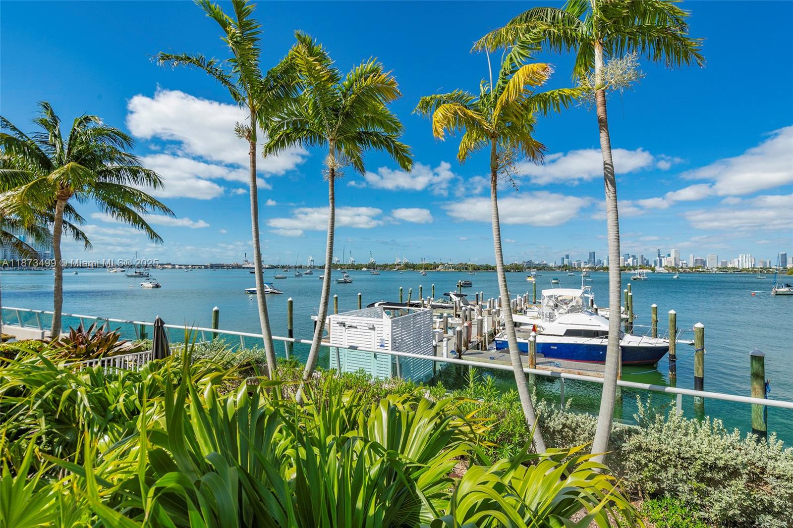 image Flamingo South Beach32