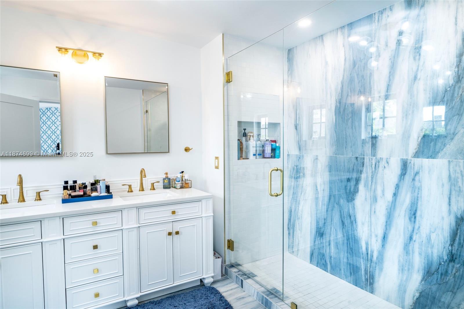 5149 Alton Rd Miami Beach, FL 33140