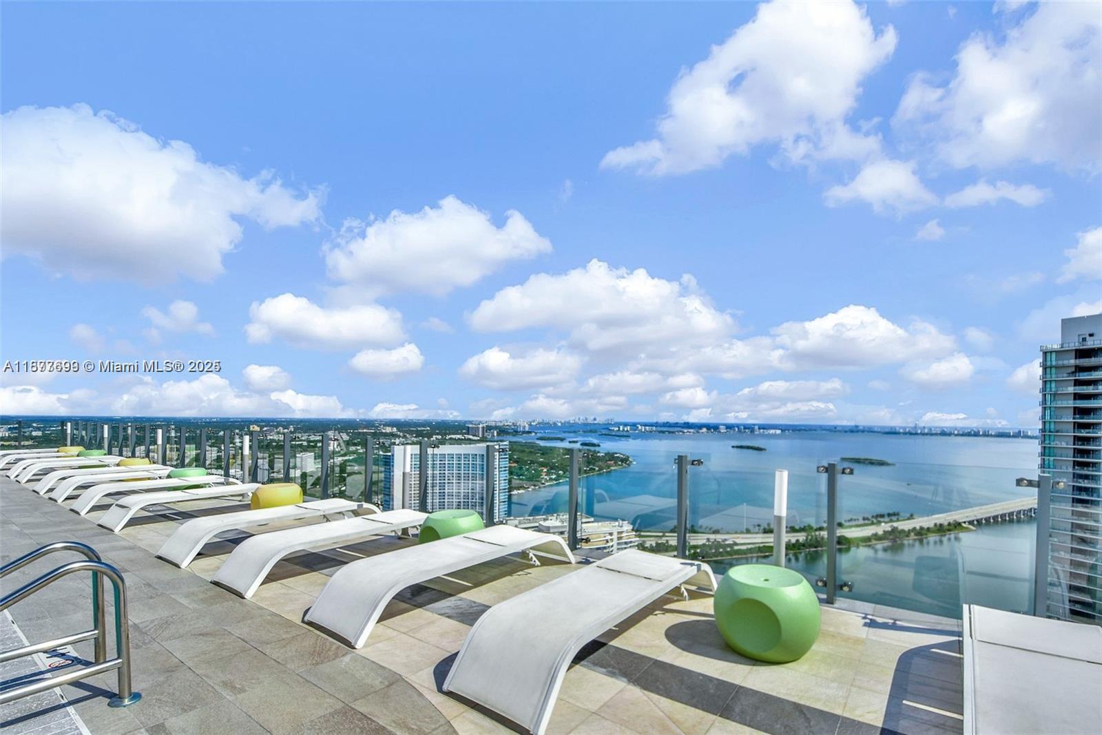 image Paraiso Bayviews Condo55