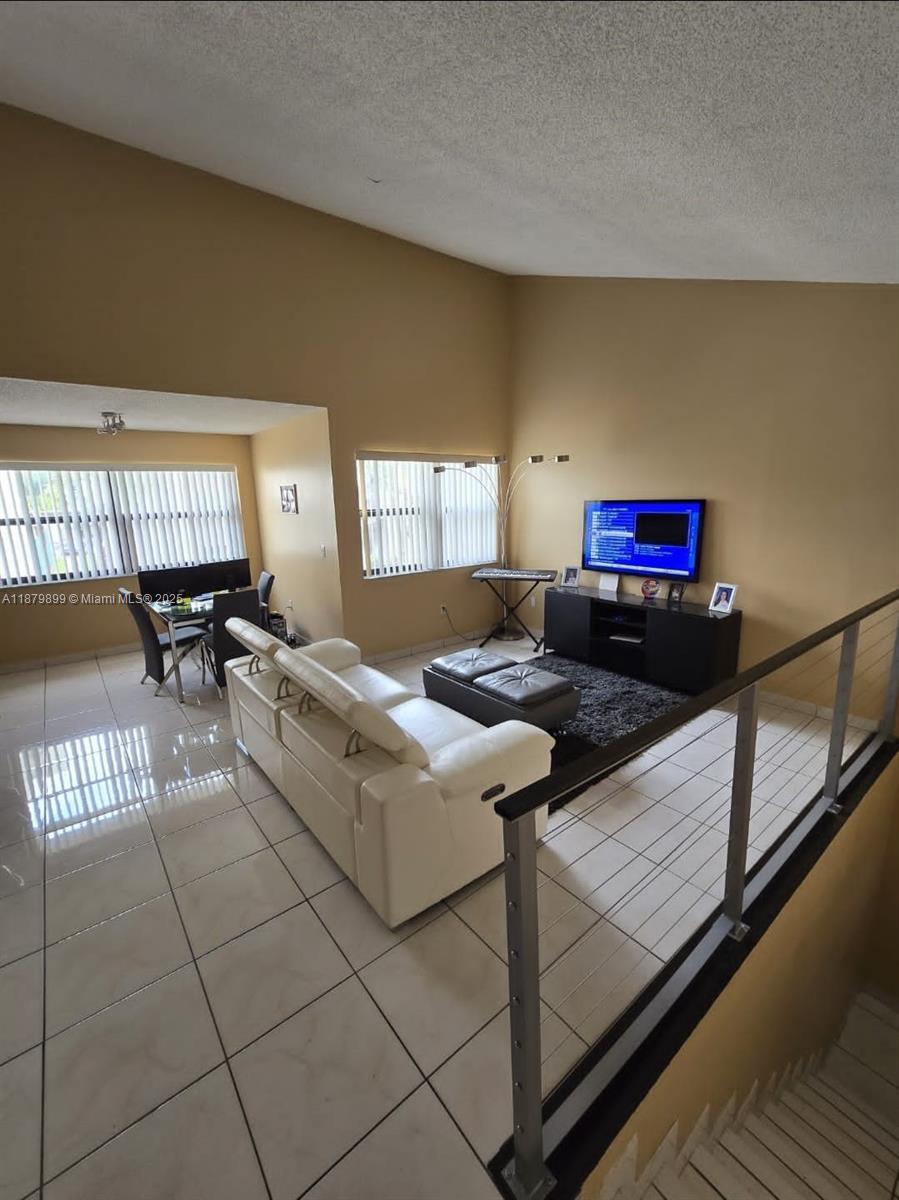 10302 NW 9th St Cir #203