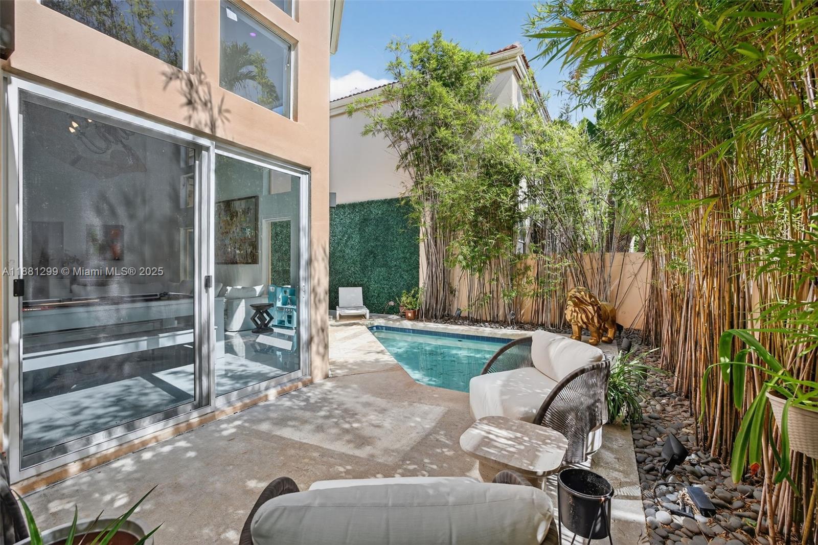 3710 NE 208th Ter Aventura, FL 33180