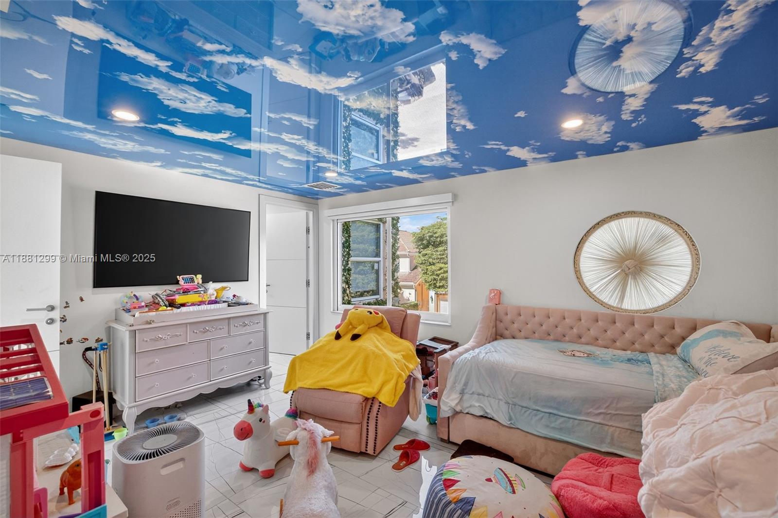 3710 NE 208th Ter Aventura, FL 33180