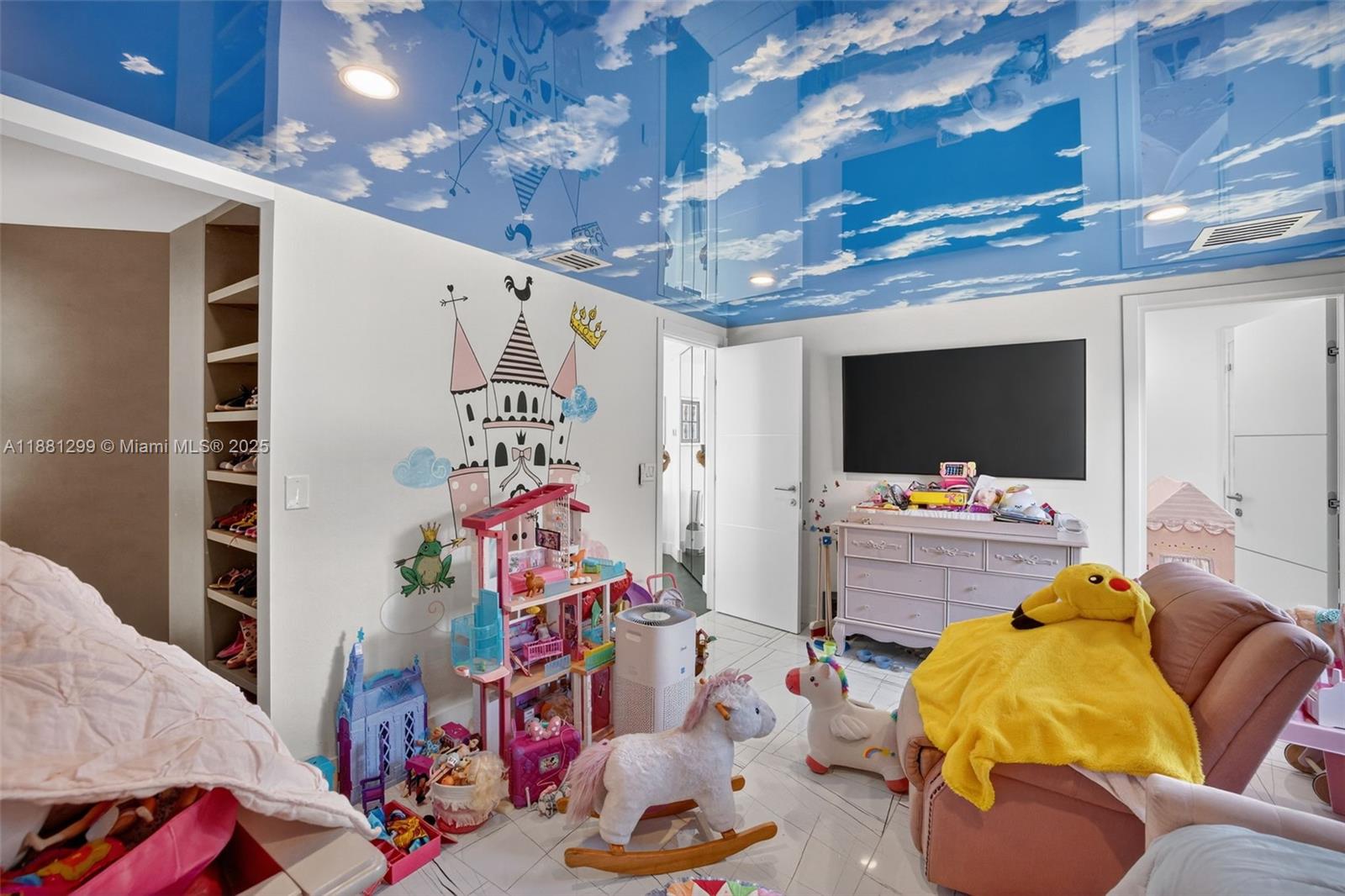 3710 NE 208th Ter Aventura, FL 33180