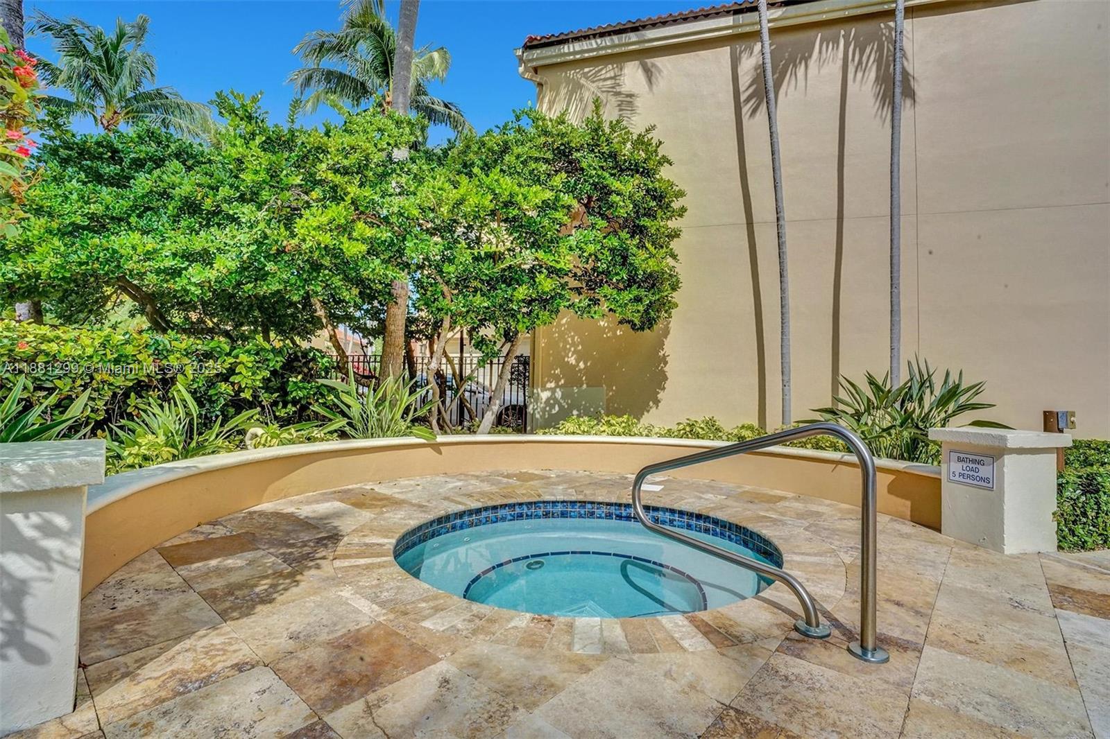 3710 NE 208th Ter Aventura, FL 33180