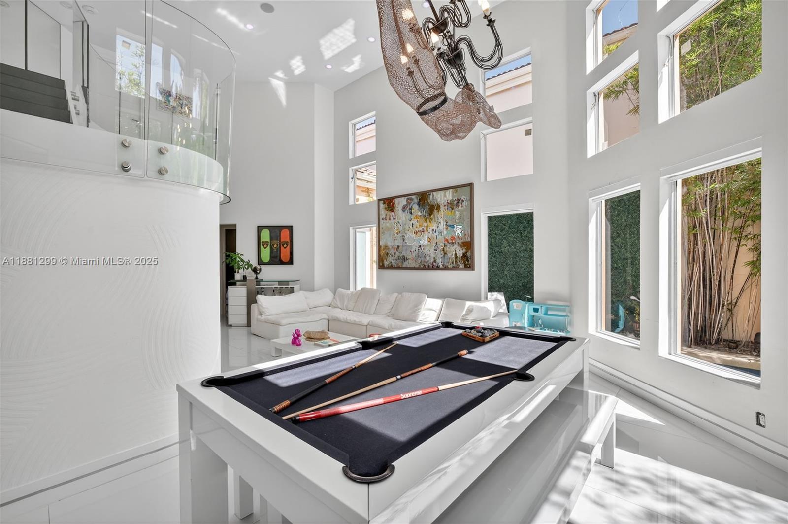 3710 NE 208th Ter Aventura, FL 33180