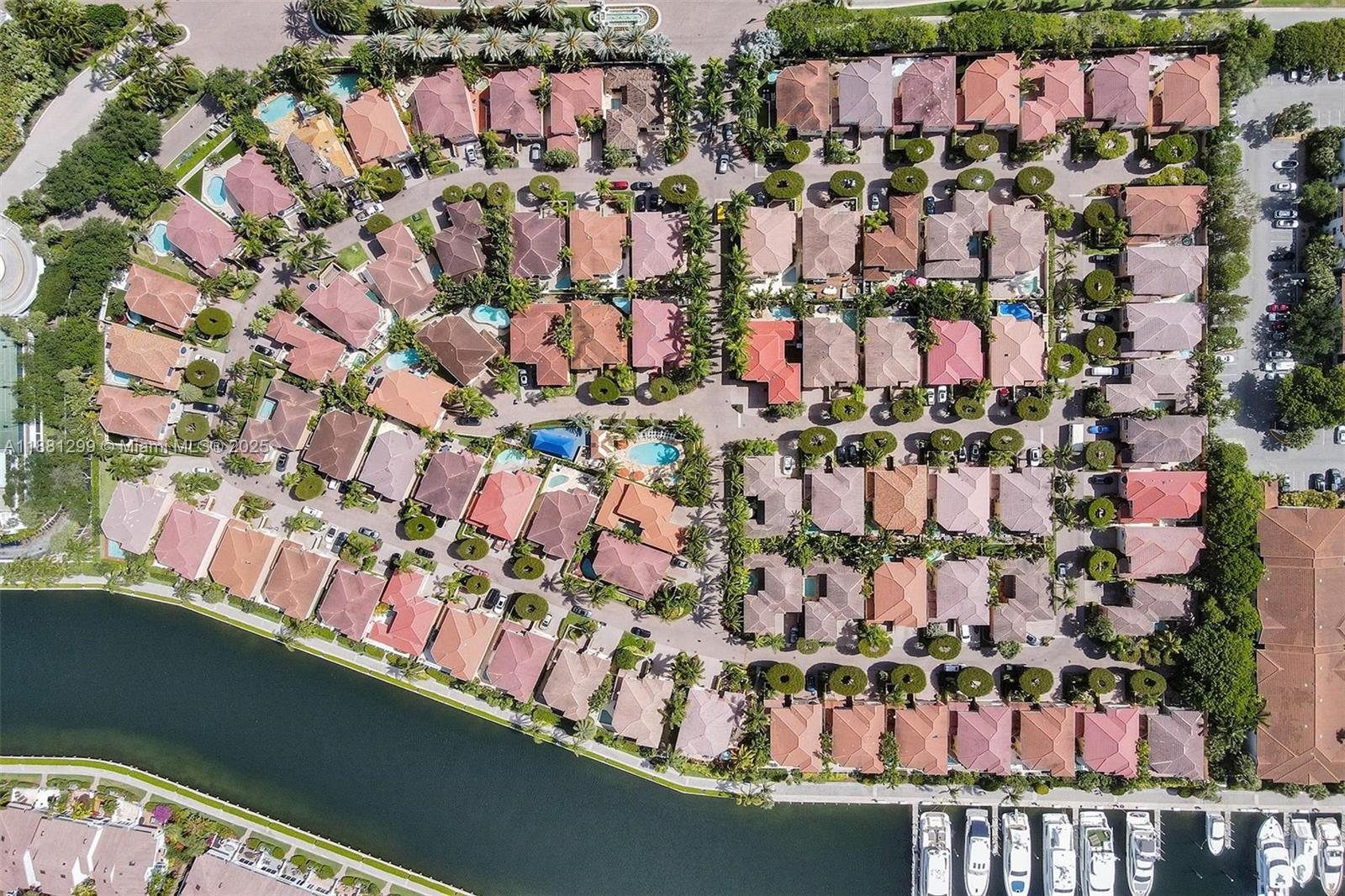 3710 NE 208th Ter Aventura, FL 33180