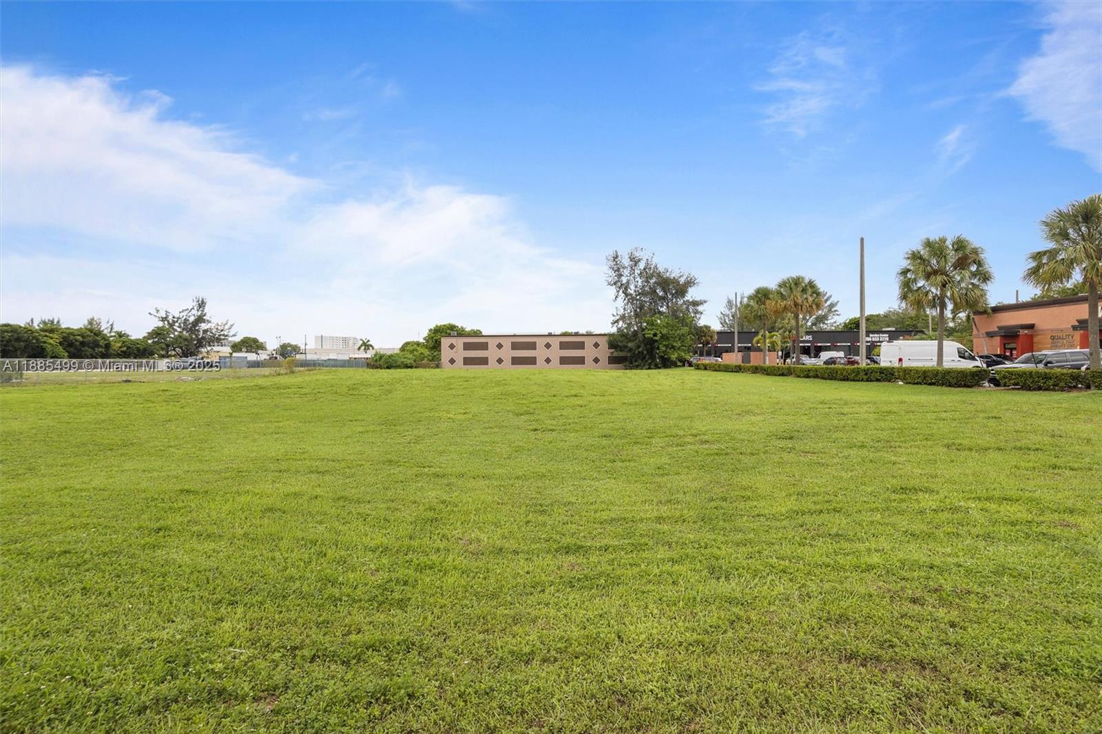 10765 NW 19th St Sweetwater, FL 33167 10765 NW 19th St Sweetwater, FL 33167