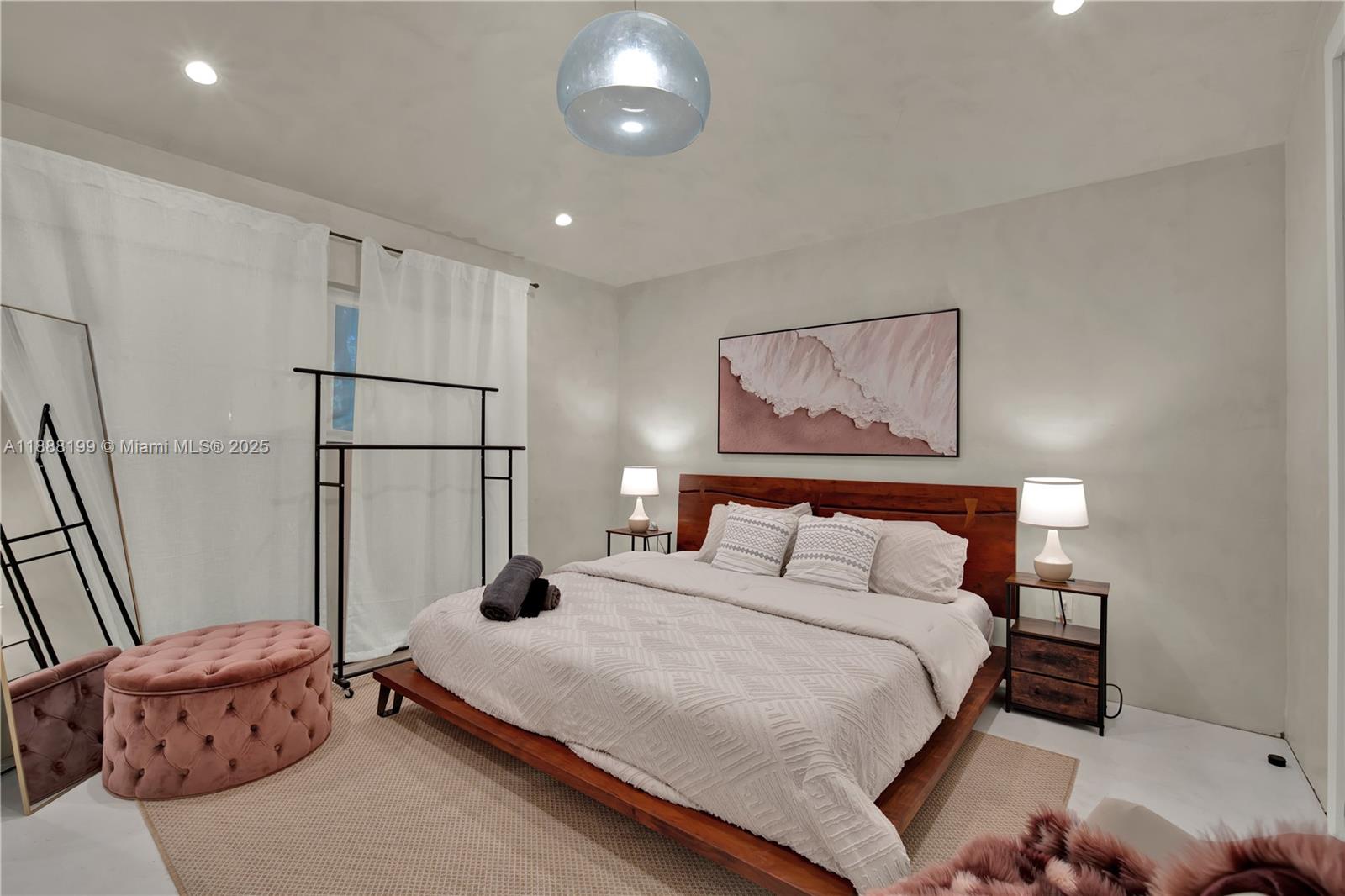 520 Bay Pt Rd Miami, FL 33137