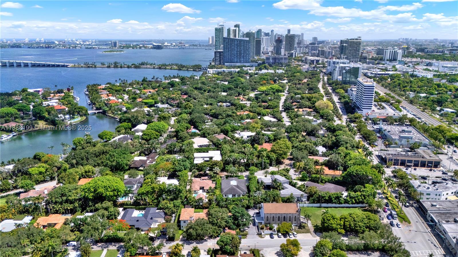 520 Bay Pt Rd Miami, FL 33137