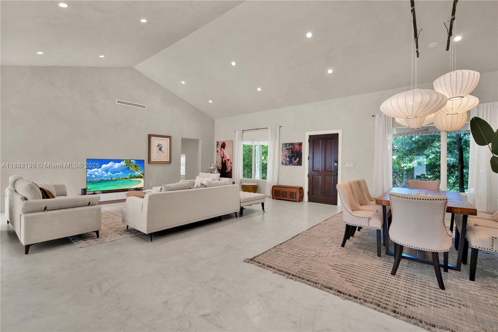 520 Bay Pt Rd Miami, FL 33137