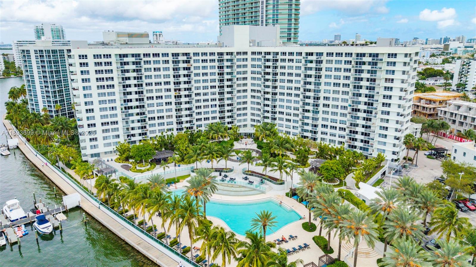 image Flamingo South Beach14