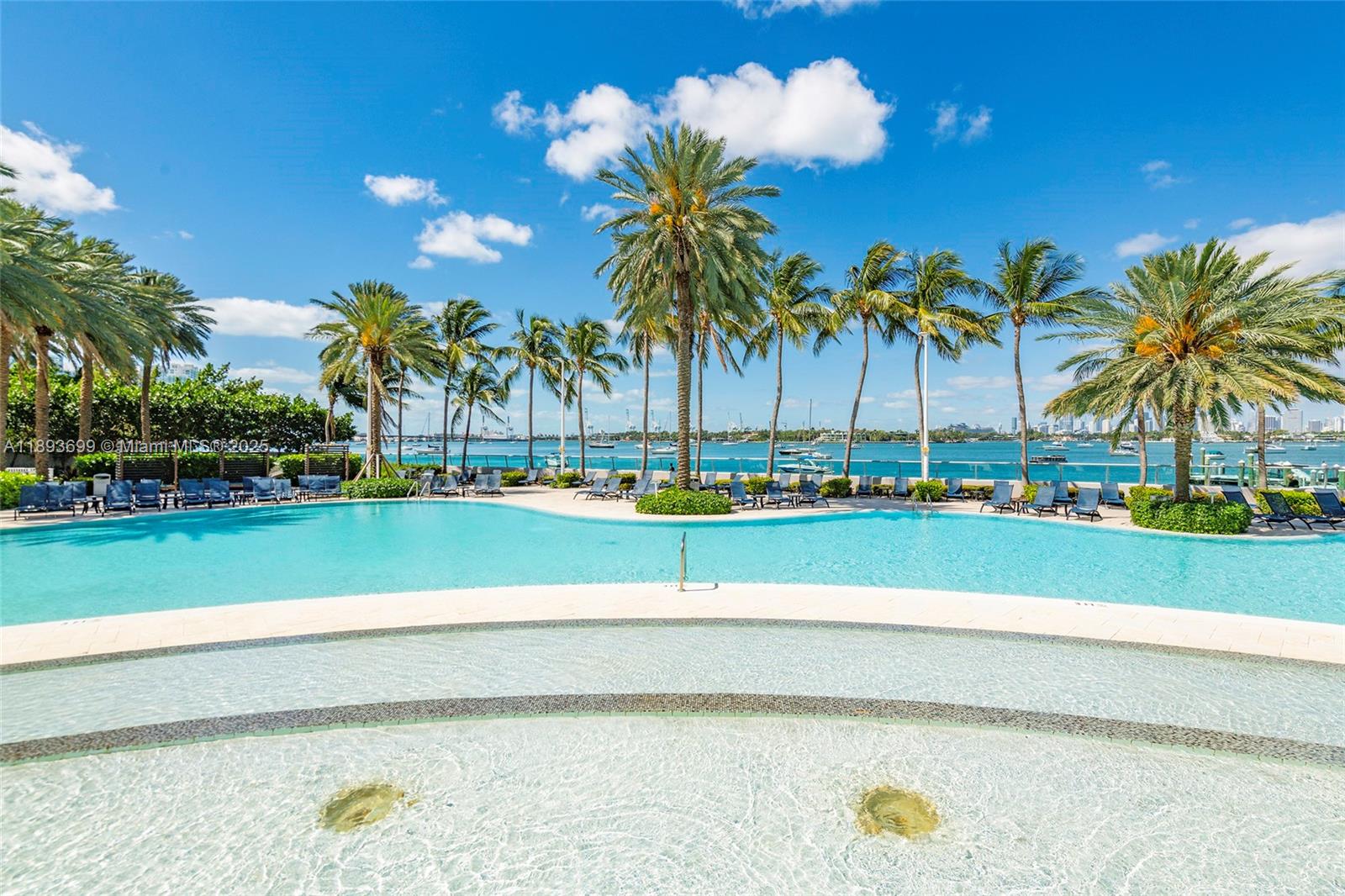 image Flamingo South Beach31