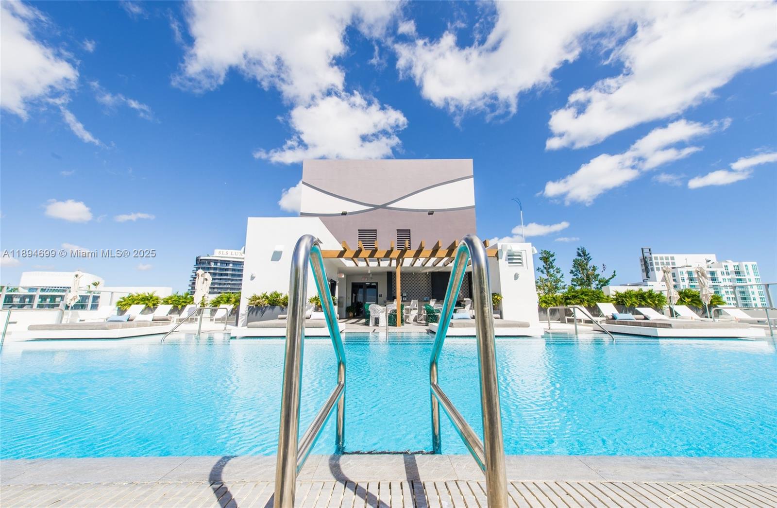 1010 Brickell Ave #3210 Miami, FL 33131