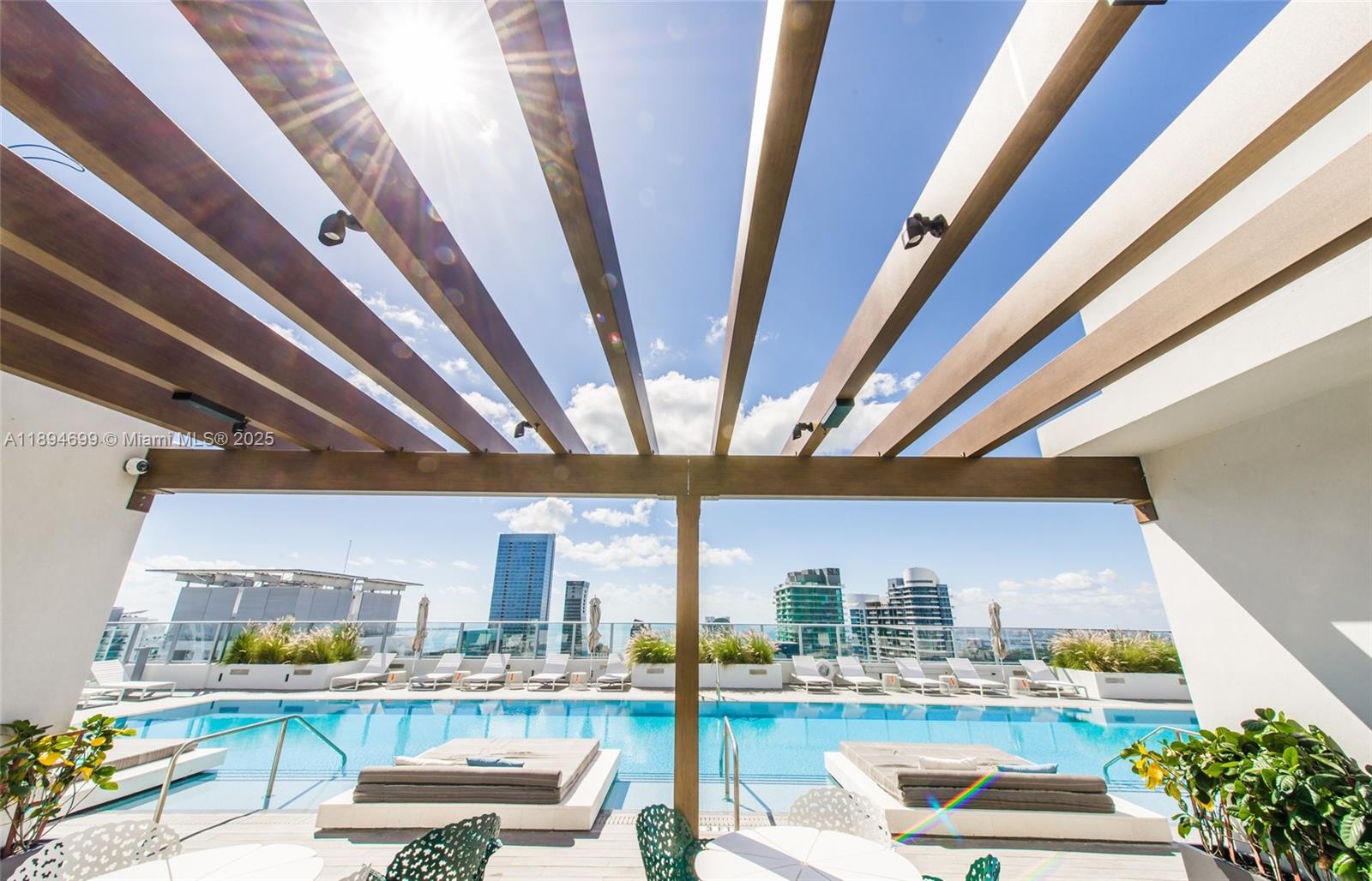 1010 Brickell Ave #3210 Miami, FL 33131