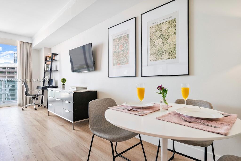 image Mutiny Park/arya3