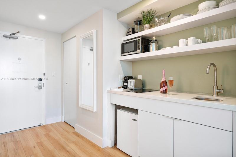 image Mutiny Park/arya4