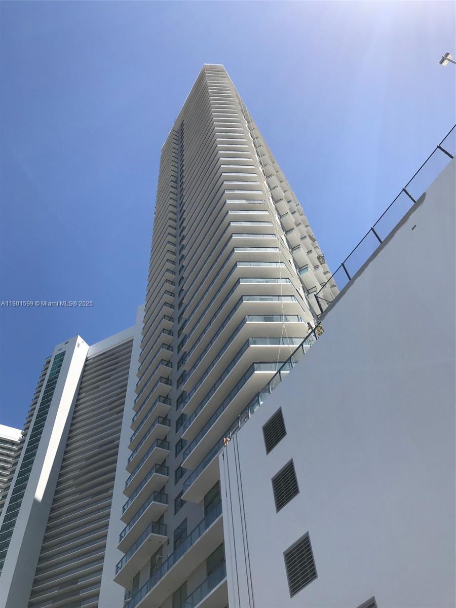 501 NE 31st St #2807