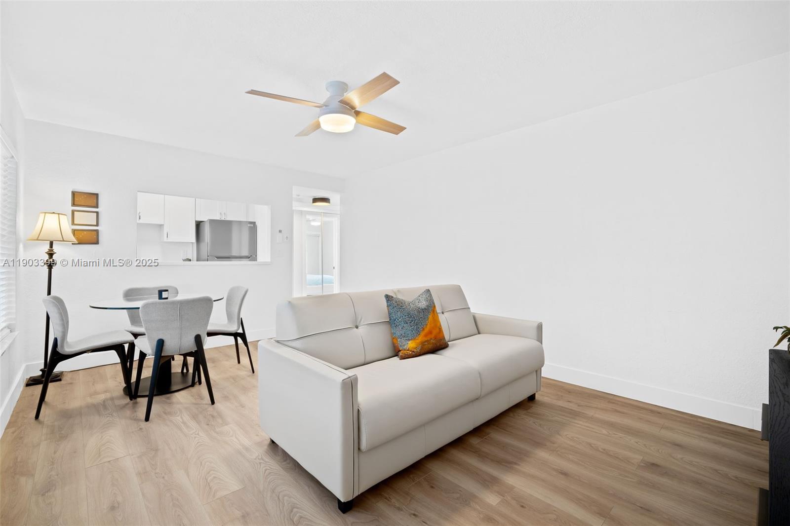 9241 Collins Ave #11