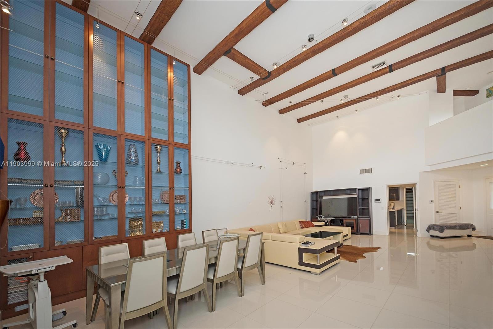 9318 NW 50th Doral Cir #00 Doral, FL 33178