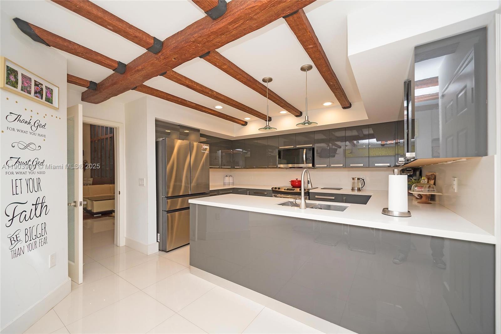 9318 NW 50th Doral Cir #00 Doral, FL 33178