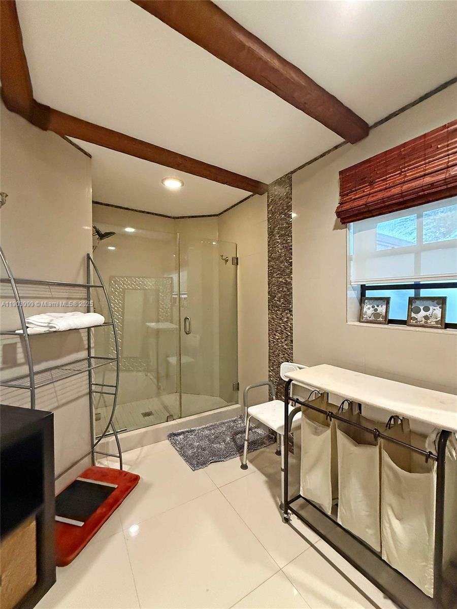 9318 NW 50th Doral Cir #00 Doral, FL 33178