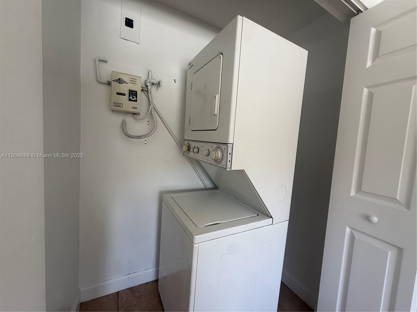 223 Calabria Ave #10 Coral Gables, FL 33134