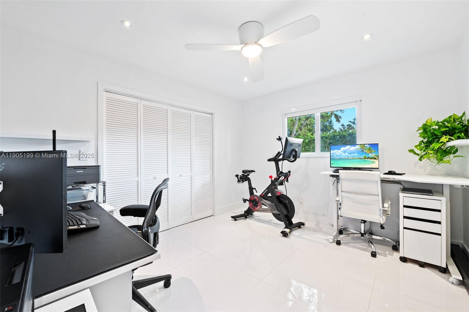 7870 SW 141st Ter Palmetto Bay, FL 33158