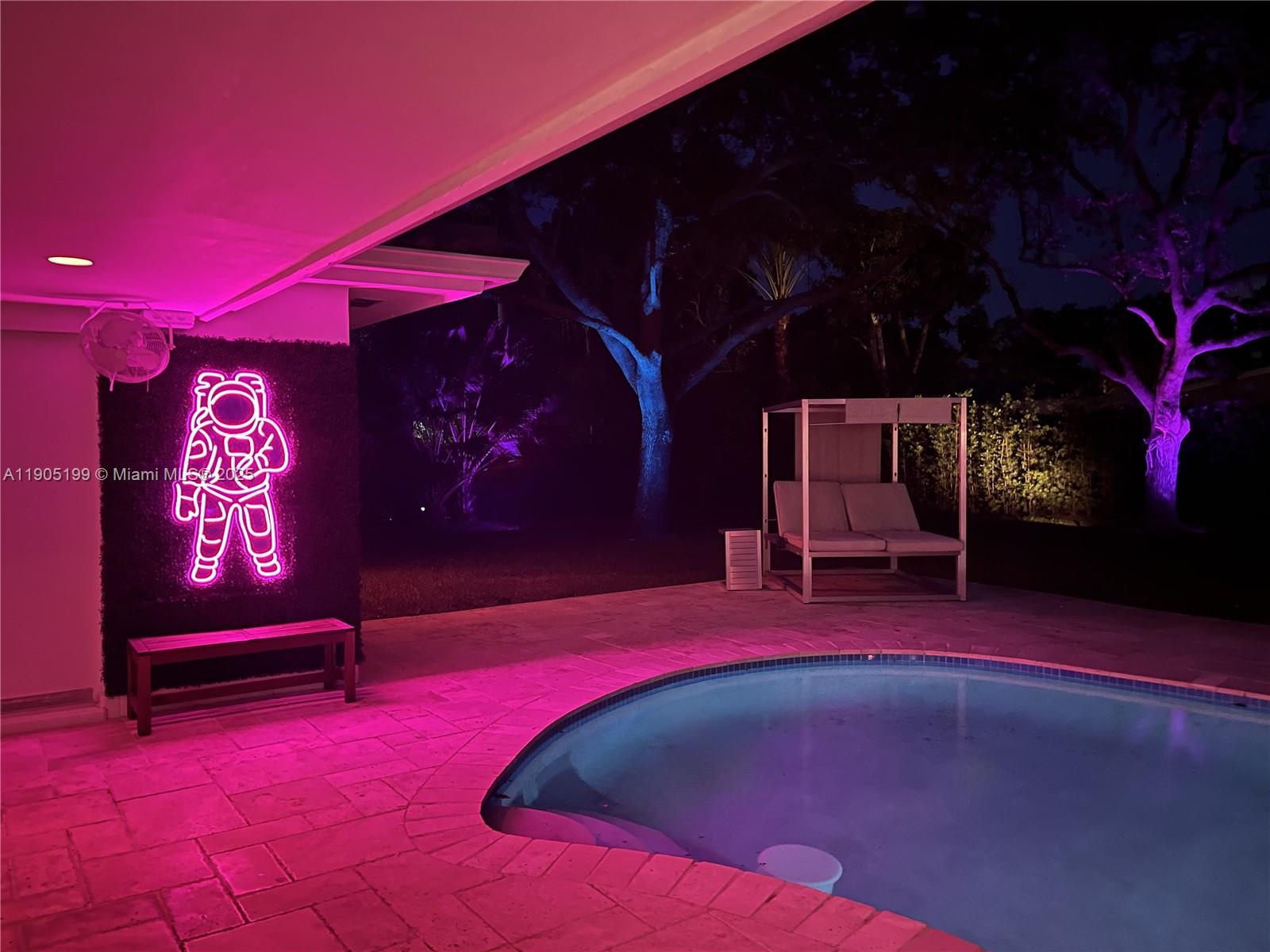 7870 SW 141st Ter Palmetto Bay, FL 33158