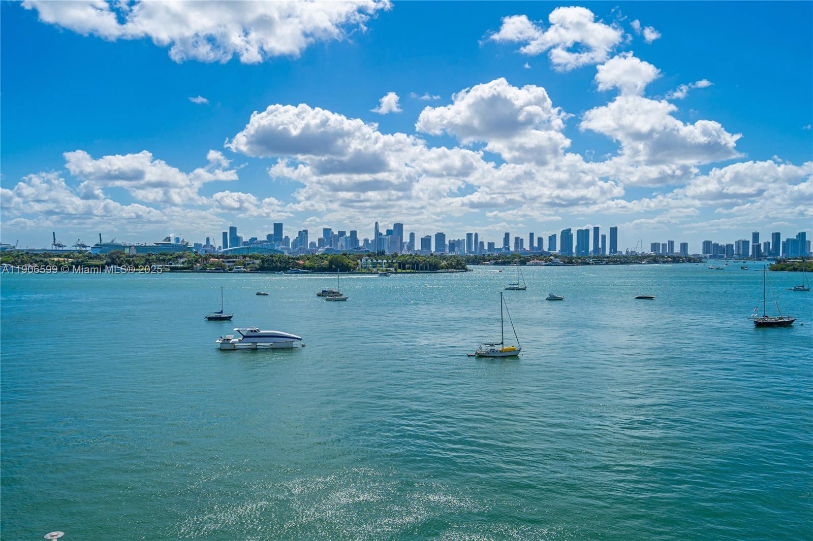 image 1100 West Condo5