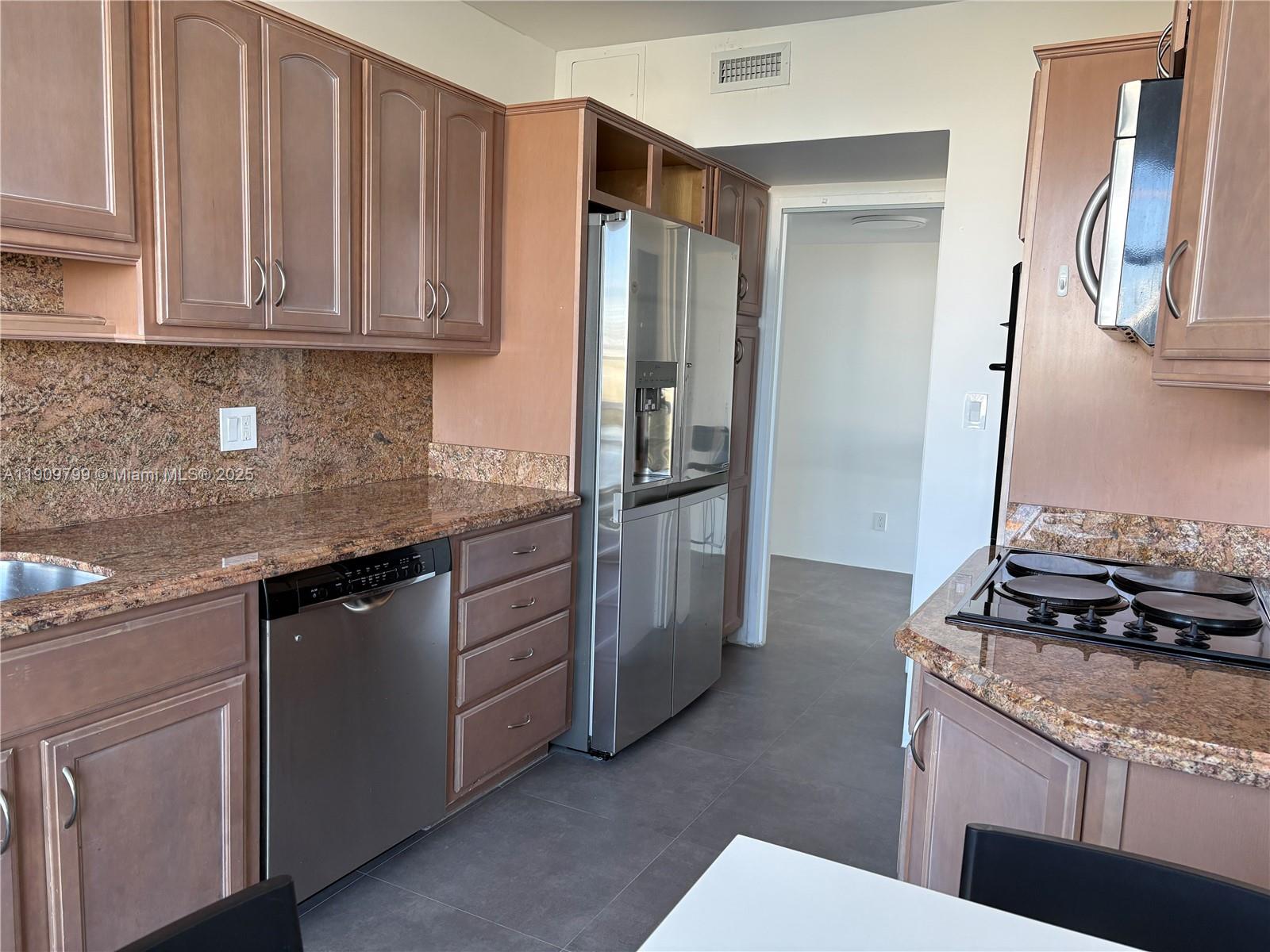 900 Bay Dr #401 Miami Beach, FL 33141