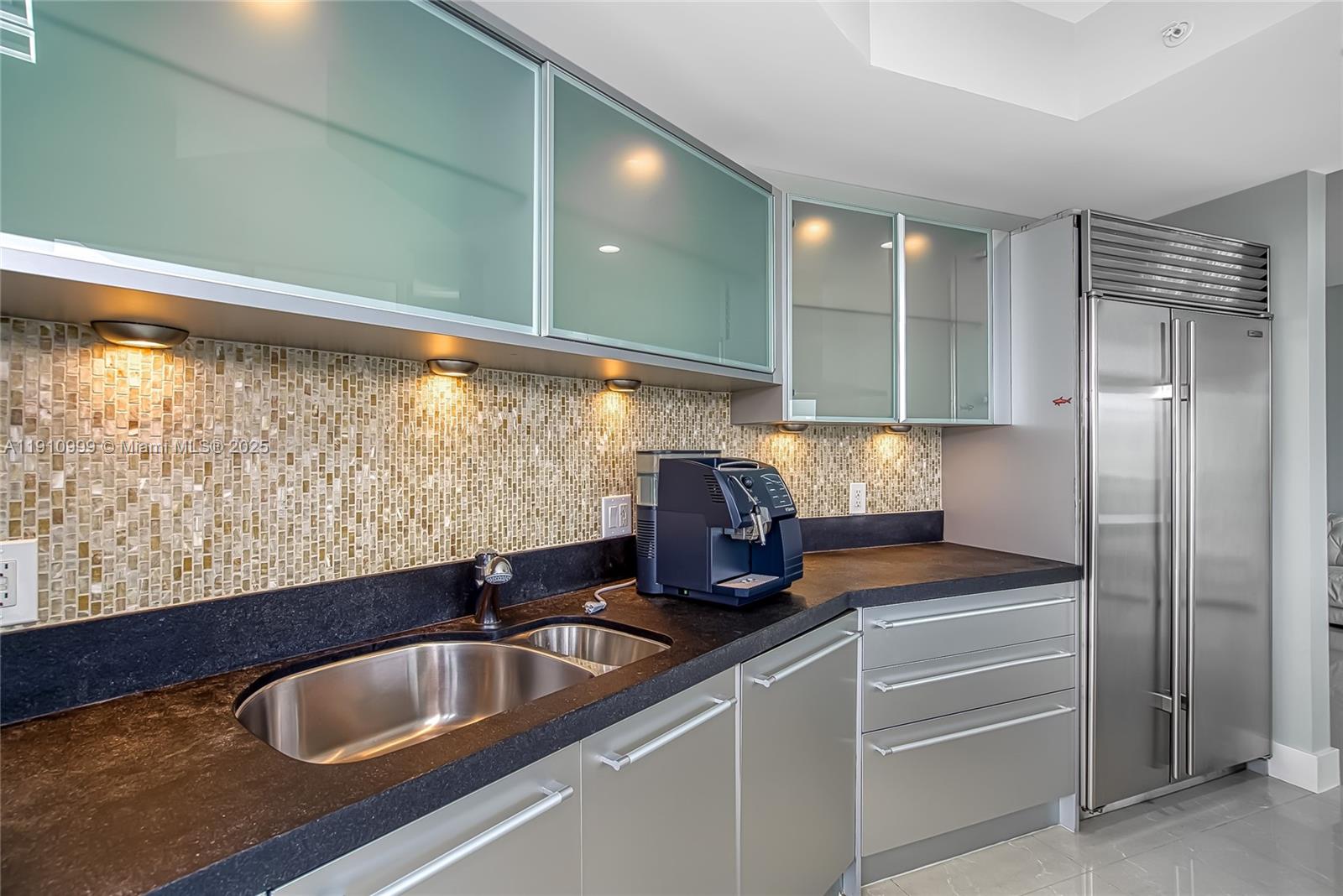 18201 Collins Ave #1701 Sunny Isles Beach, FL 33160