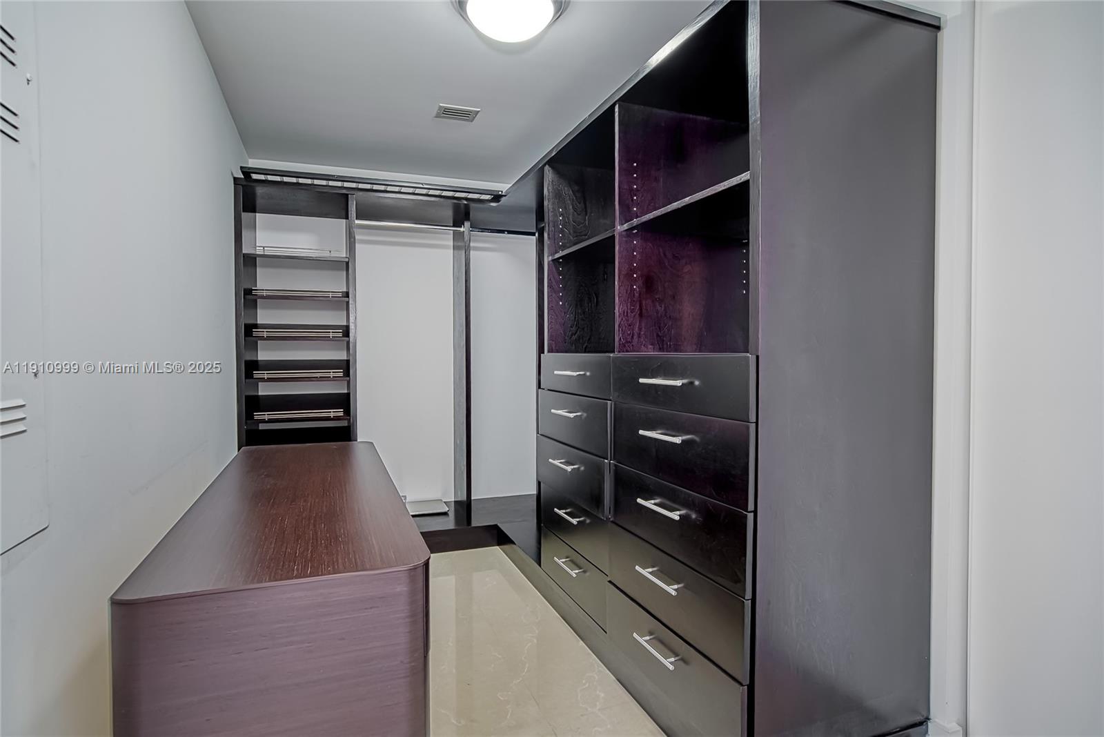 18201 Collins Ave #1701 Sunny Isles Beach, FL 33160