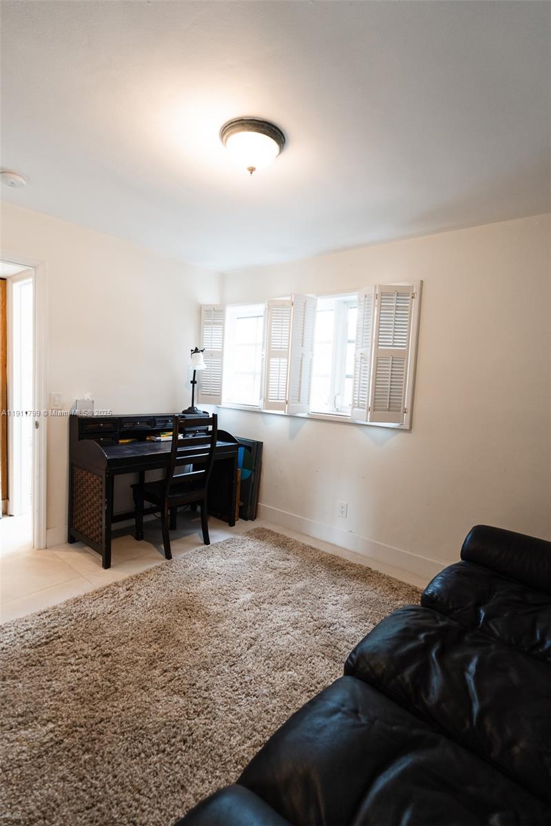 220 Buttonwood Dr Key Biscayne, FL 33149