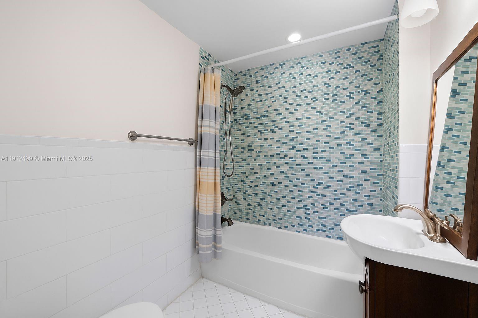 1601 Bay Rd #4 Miami Beach, FL 33139