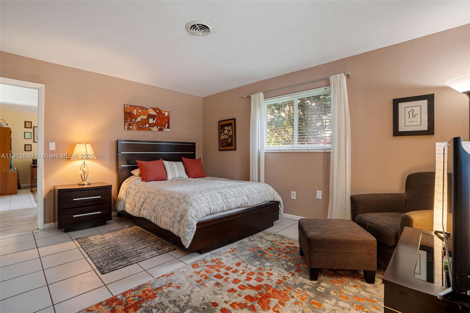 15420 SW 86th Ave Palmetto Bay, FL 33157