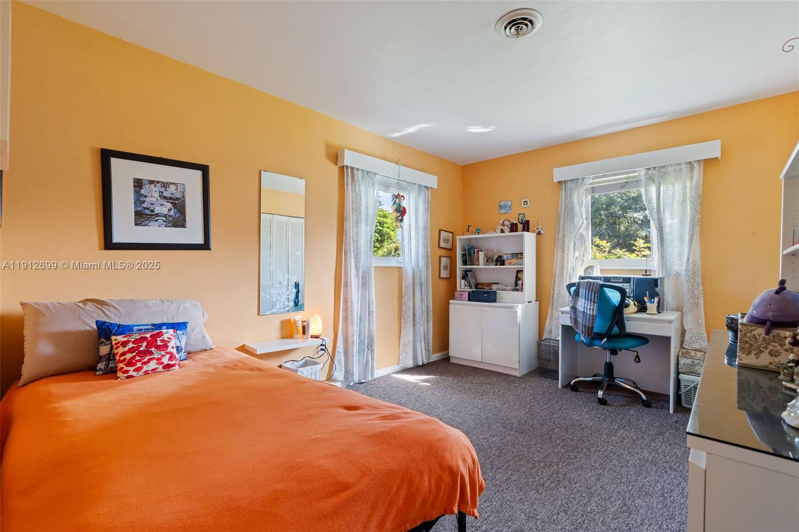 15420 SW 86th Ave Palmetto Bay, FL 33157