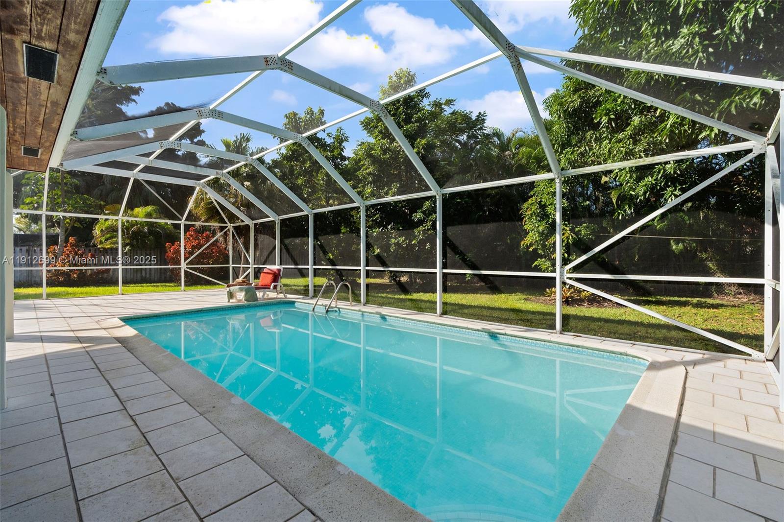 15420 SW 86th Ave Palmetto Bay, FL 33157