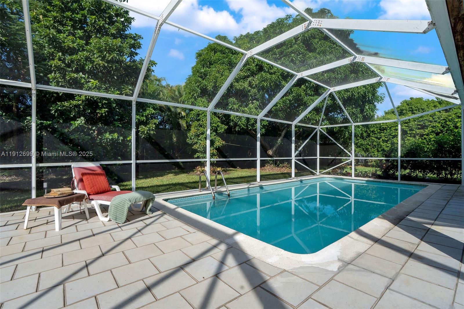 15420 SW 86th Ave Palmetto Bay, FL 33157