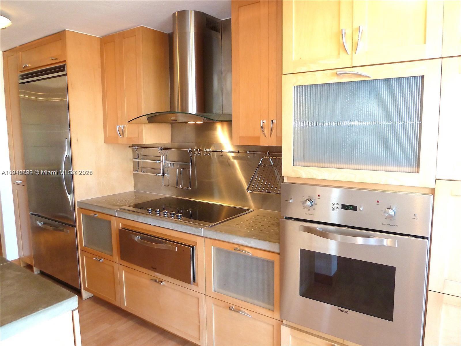 1688 West Ave #405 Miami Beach, FL 33139