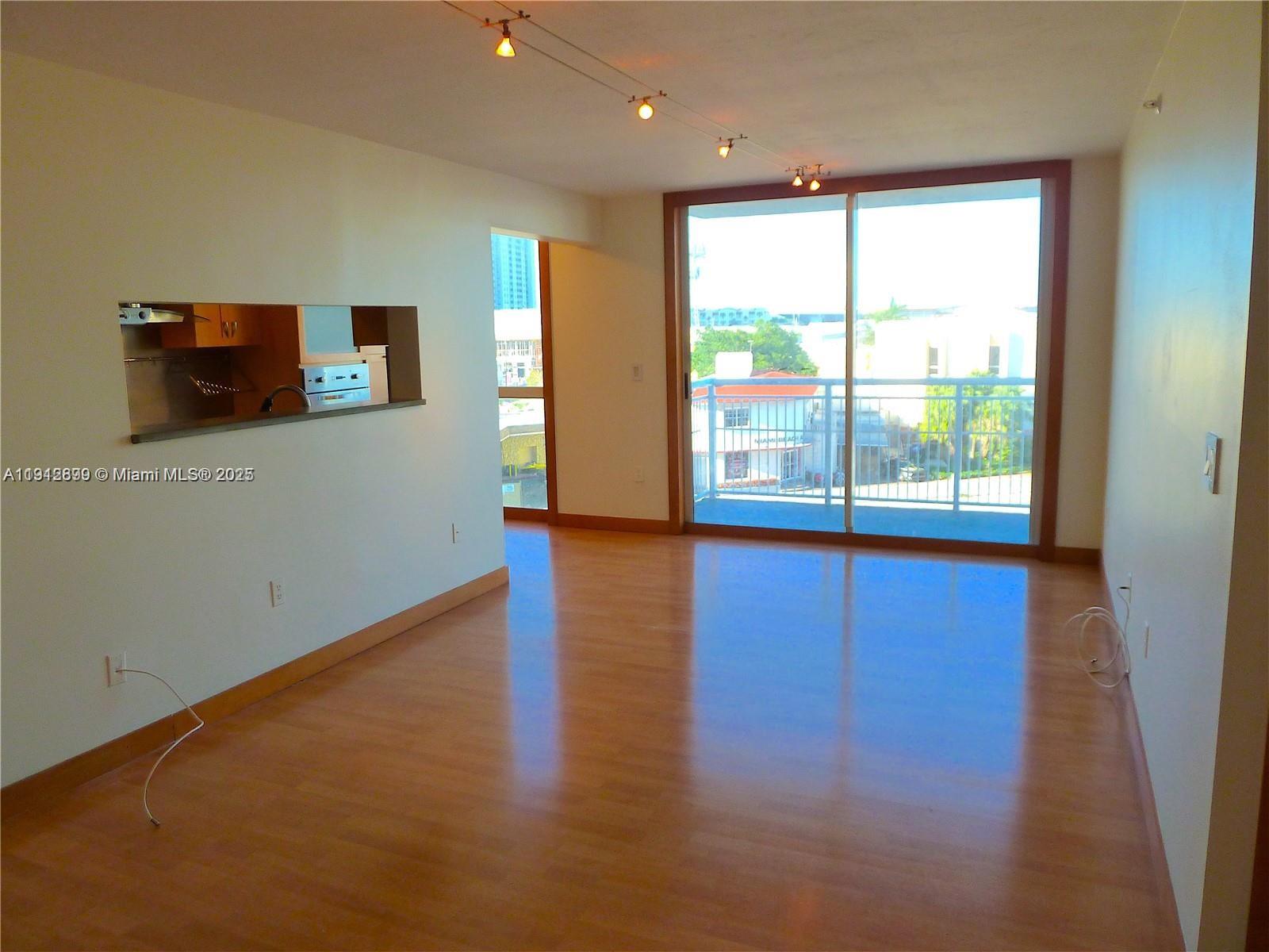 1688 West Ave #405 Miami Beach, FL 33139