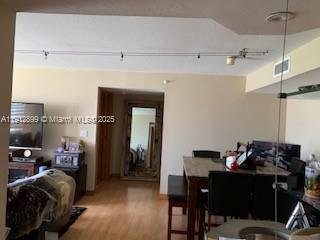 1688 West Ave #405 Miami Beach, FL 33139