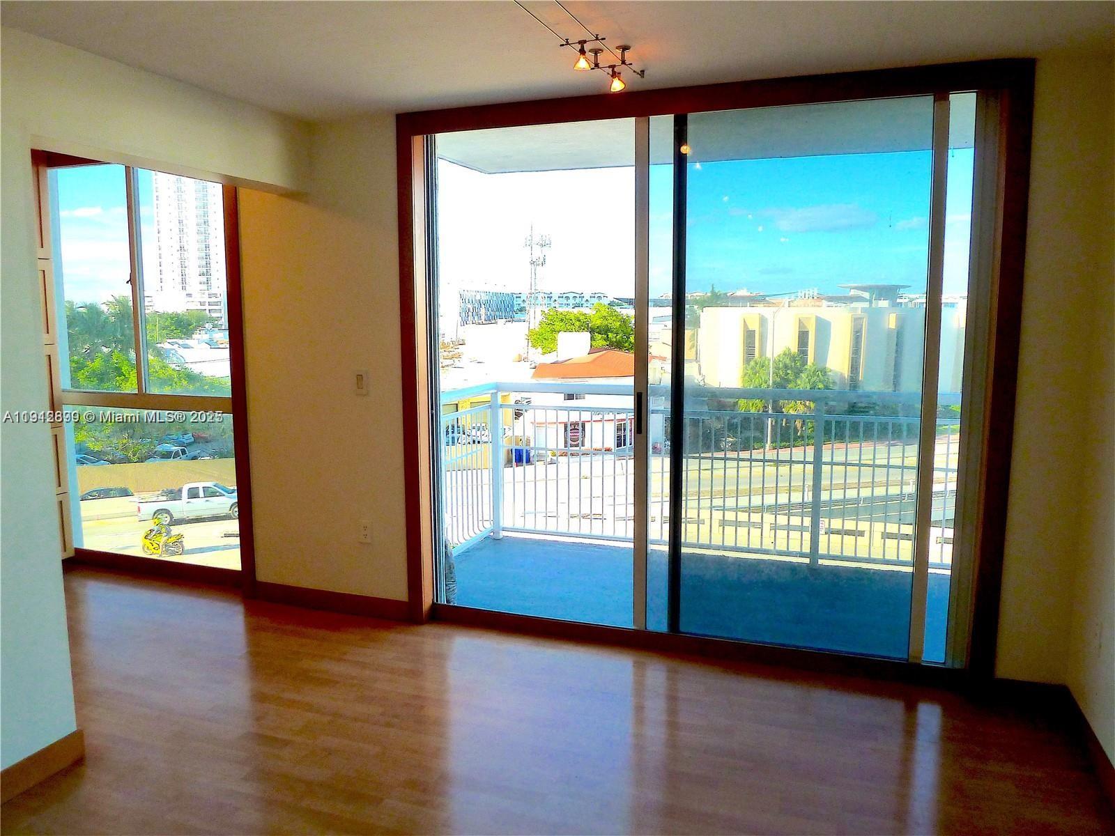 1688 West Ave #405 Miami Beach, FL 33139